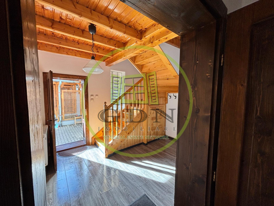 Duplex P+E, 100 mp utili, central