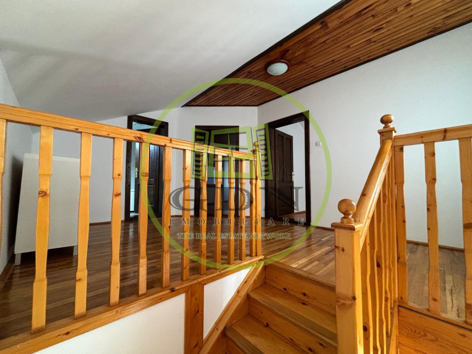 Duplex P+E, 100 mp utili, central