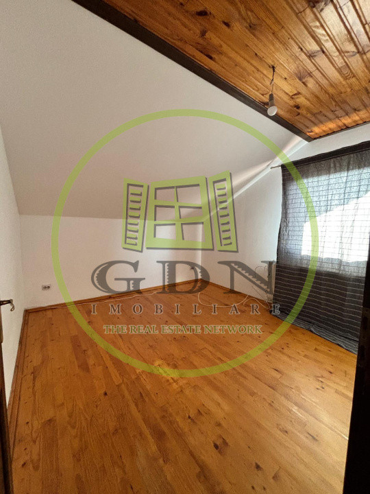 Duplex P+E, 100 mp utili, central