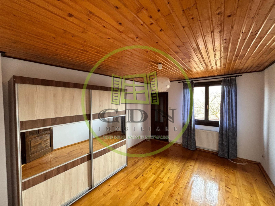 Duplex P+E, 100 mp utili, central