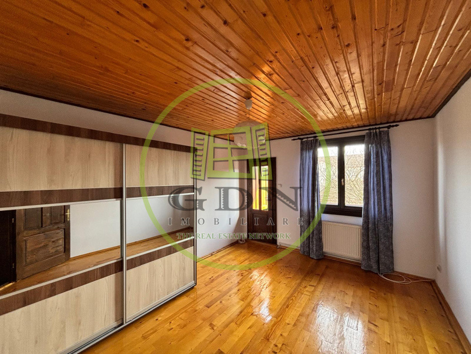 Duplex P+E, 100 mp utili, central