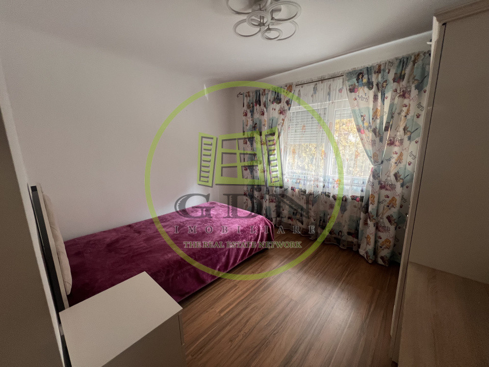 Apartament 4 camere, decomandat, 90mp, cartier 1 Mai, zona Sara