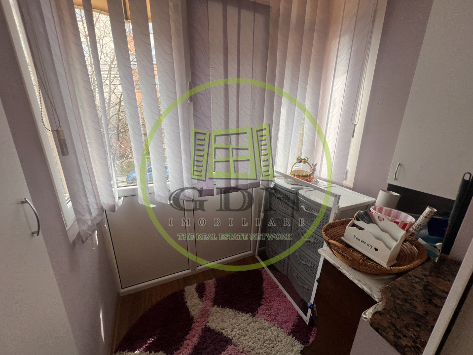 Apartament 4 camere, decomandat, 90mp, cartier 1 Mai, zona Sara