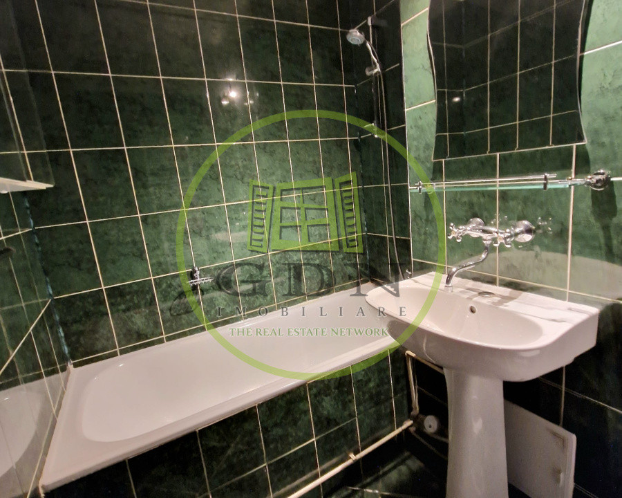 Apartament 2 camere zona Plopilor 