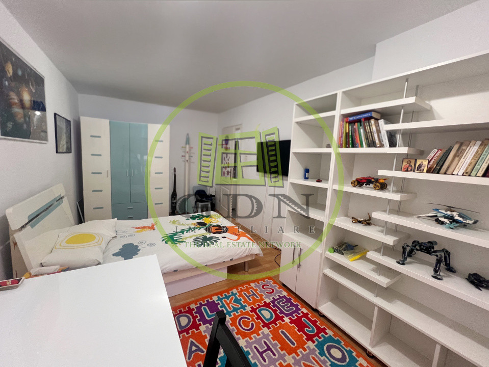 Apartament 3 camere, decomandat, cartier Cornitoiu, zona Liceul Bibescu