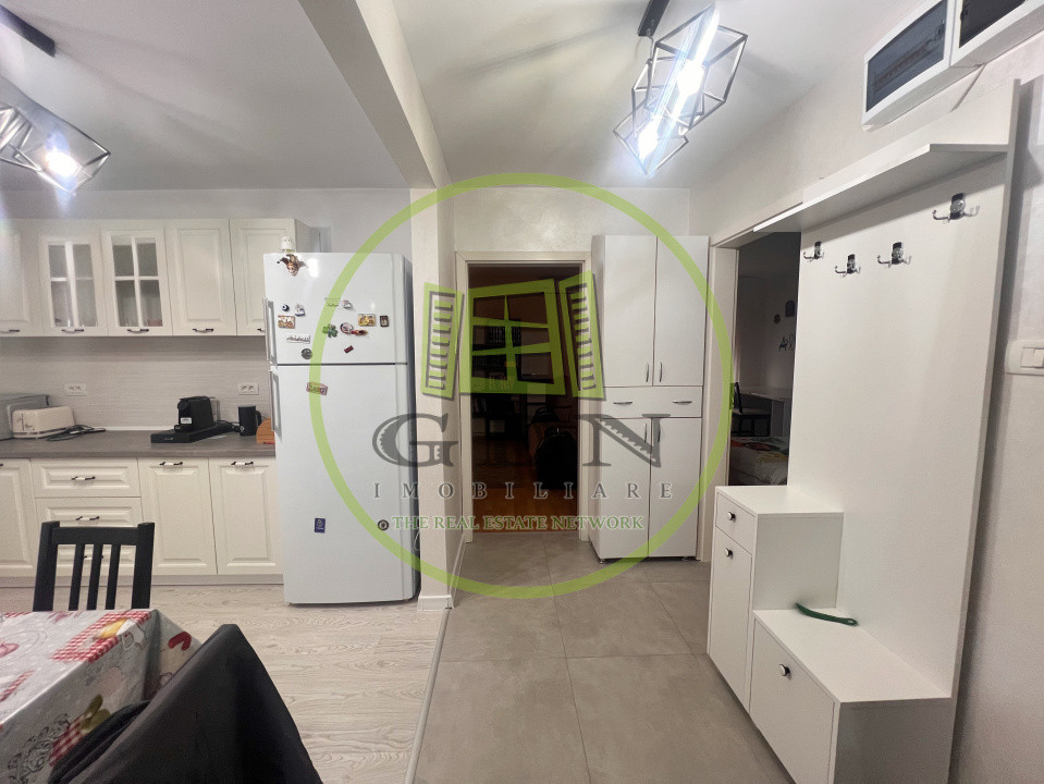 Apartament 3 camere, decomandat, cartier Cornitoiu, zona Liceul Bibescu