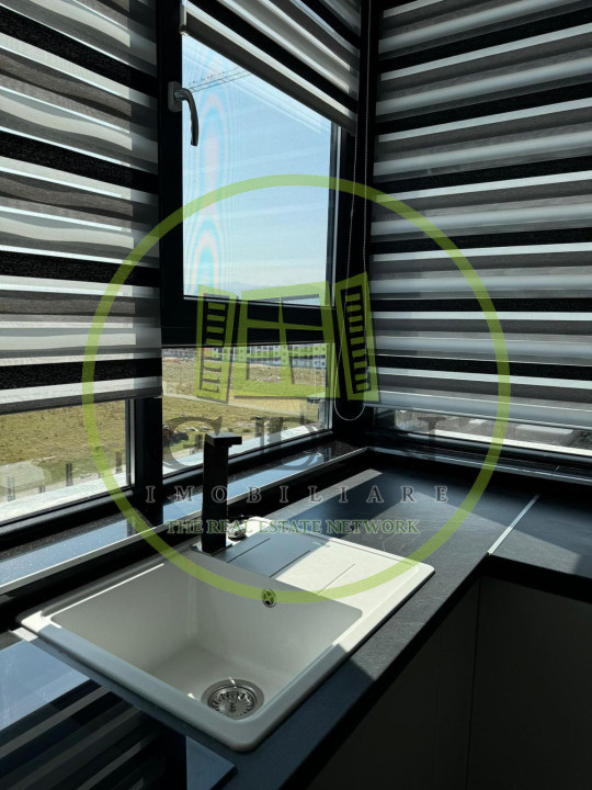 Apartament 3 camere, parcare, terasa, 130 mp.