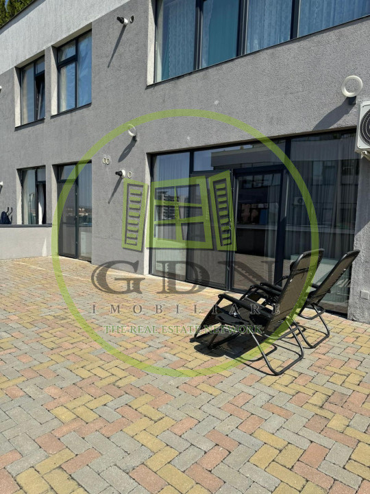 Apartament 3 camere, parcare, terasa, 130 mp.