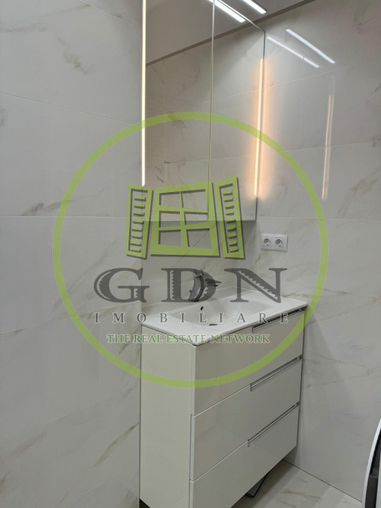 Apartament 3 camere, parcare, terasa, 130 mp.