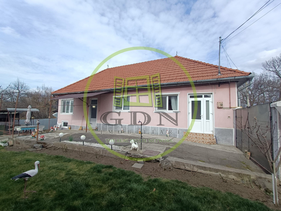 Casă de vânzare Reghin zona centrală.