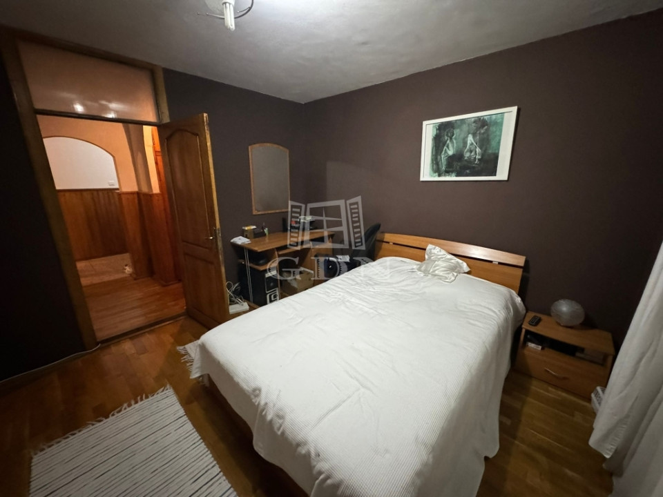 Apartament 4 camere, decomandat, 92mp, 1Mai, zona Autogara