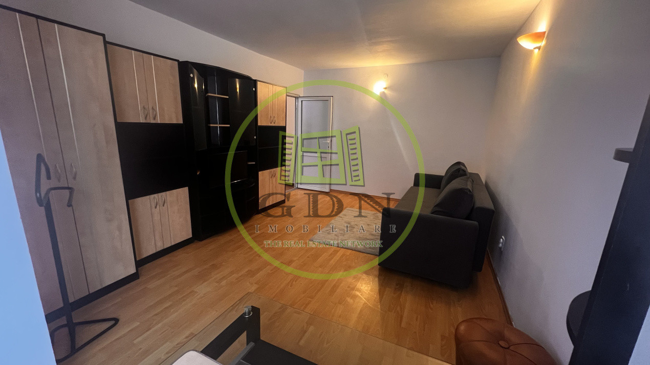 2 camere decomandat | Bd. 15 Noiembrie | Etaj 2 | Parcare