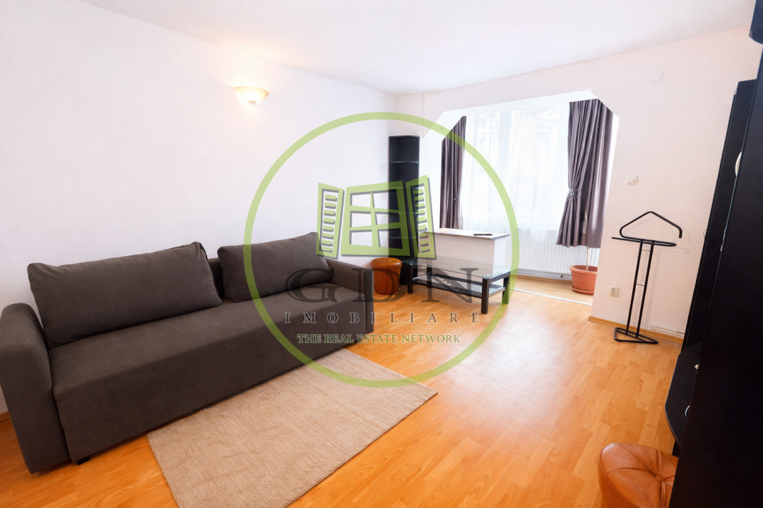 2 camere decomandat | Bd. 15 Noiembrie | Etaj 2 | Parcare
