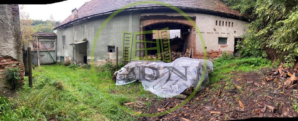 Gospodărie veche pe teren generos – 838 mp, Șeica Mică
