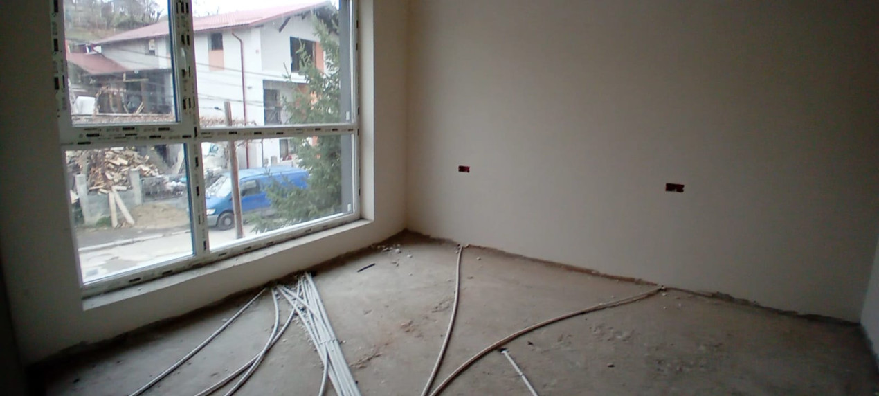 Duplex de vanzare in Dambul Rotund integral sau partial!