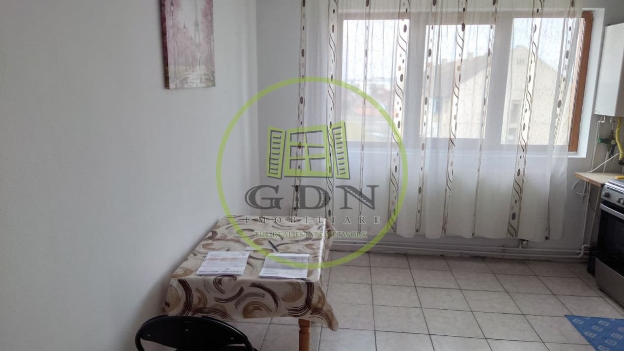 Apartament 3 camere zona Turnisor.