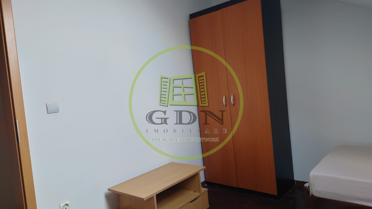 Apartament 3 camere zona Turnisor.