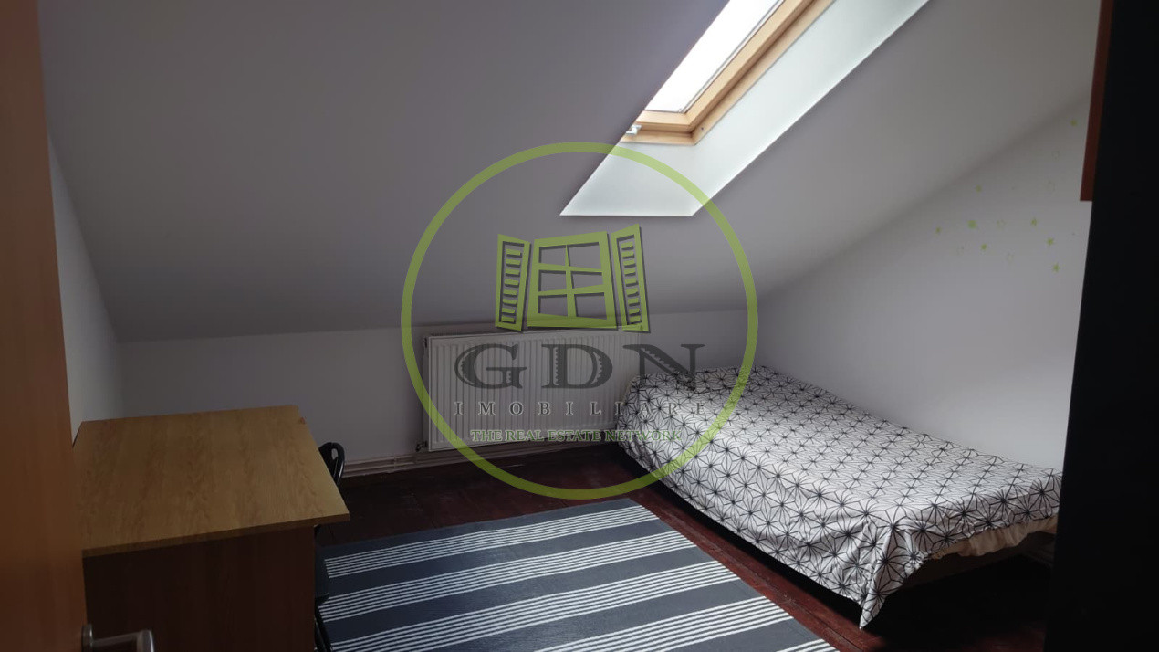 Apartament 3 camere zona Turnisor.