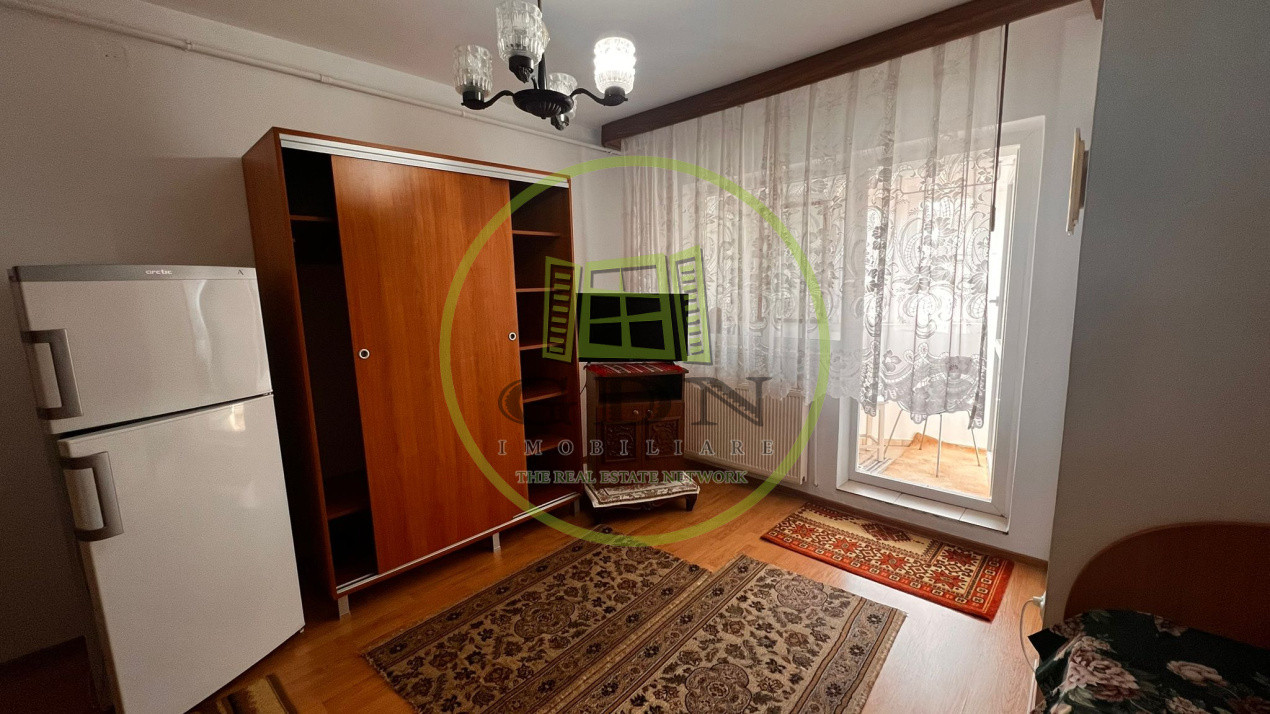 Garsonieră de închiriat | Centrul Civic, str. Toamnei | Etaj 4/6 | Lift | 300 €