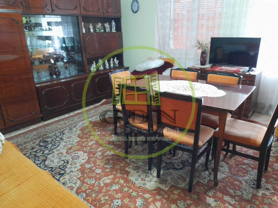 Apartament 2 camere de vanzare la casa  str.Plopului  Fagaras  jud. Brasov