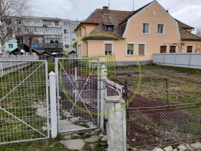 Apartament 2 camere de vanzare la casa  str.Plopului  Fagaras  jud. Brasov