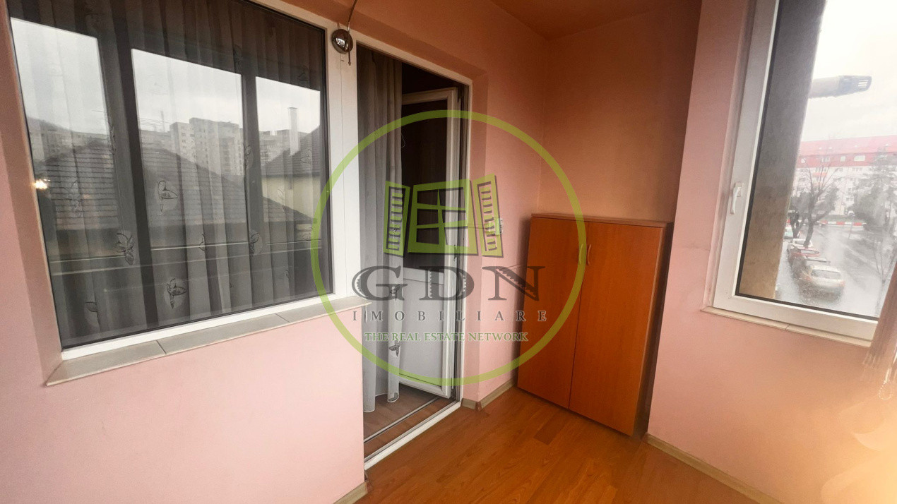 Apartament 2 camere decomandat de închiriat | Tractorul – Făget |