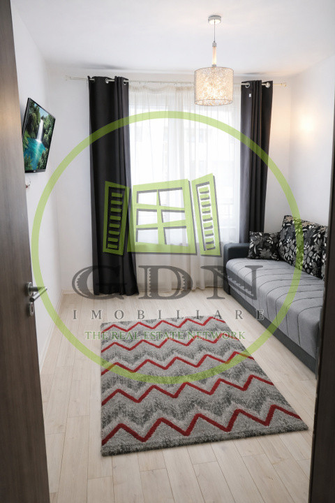 Închiriere apartament  camere decomandat, cu parcare Coresi Tractorul Brasov