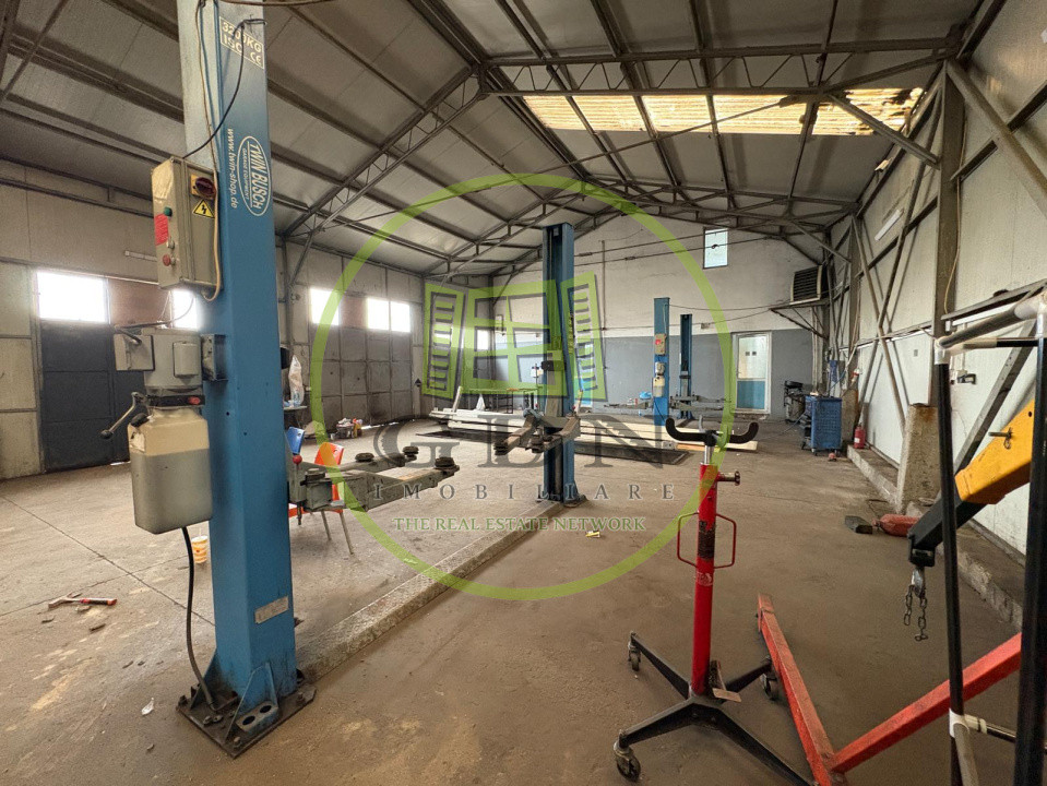 Service auto si birouri, 280 mp, Carcea , Zona Spalatoriei