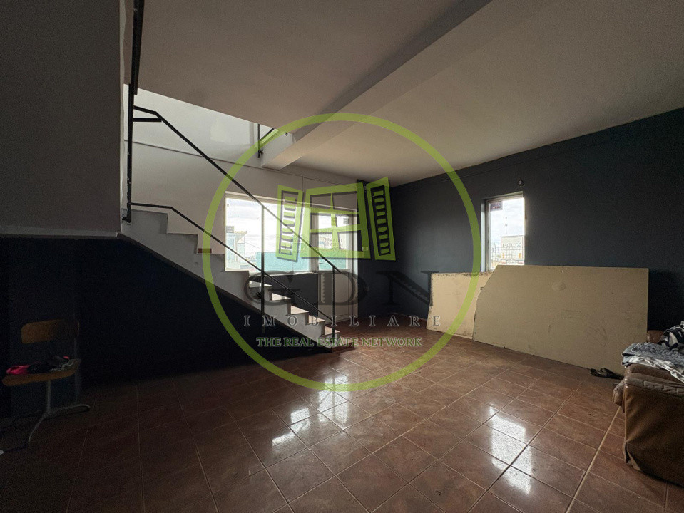 Service auto si birouri, 280 mp, Carcea , Zona Spalatoriei