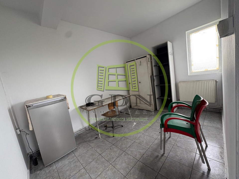 Service auto si birouri, 280 mp, Carcea , Zona Spalatoriei