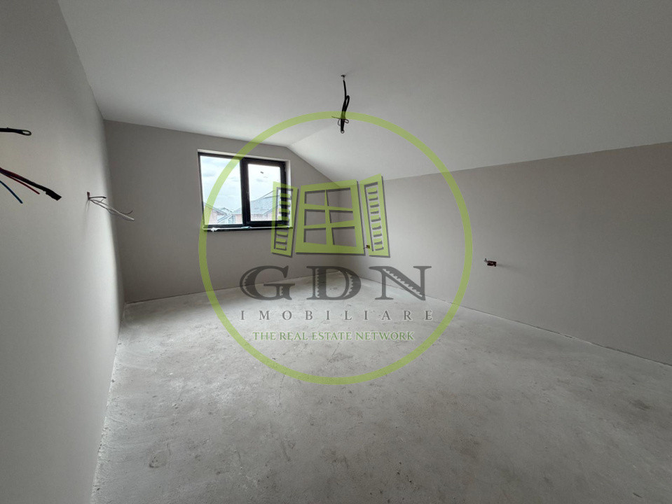 Casa P+M, 387 mp, 135 mp utili, Bariera Valcii