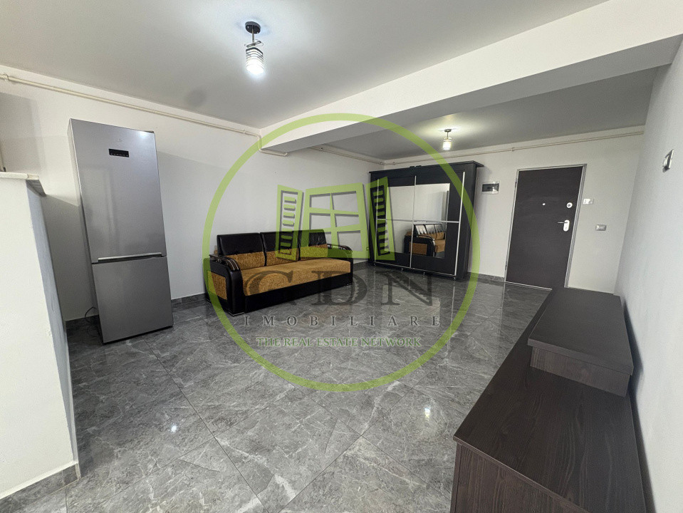 Apartament 3 camere, open space, 85 mp, Cartier George Enescu, Zona Liceu Chimie