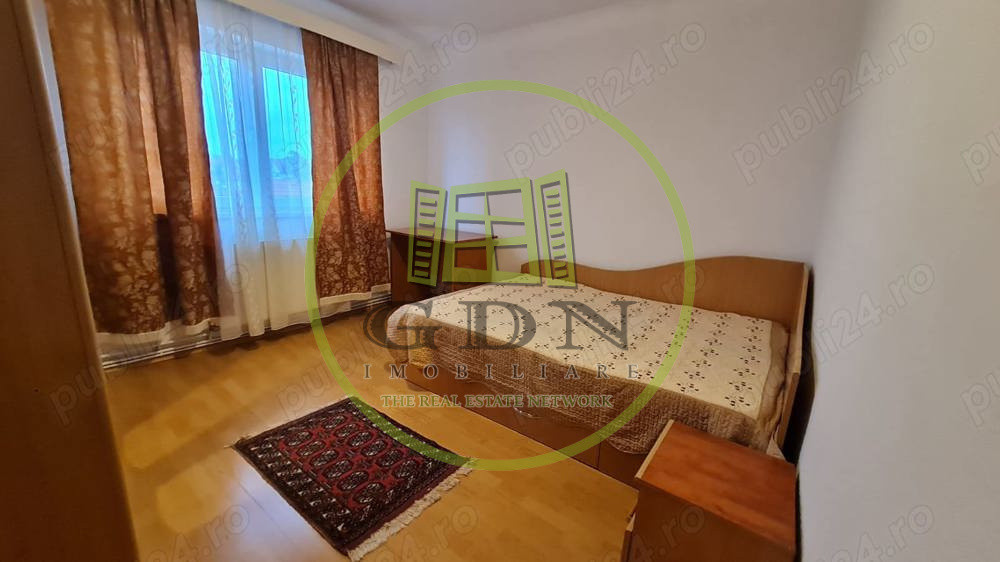 Inchiriere apartament 2 camere decomandat,cartier Strand.