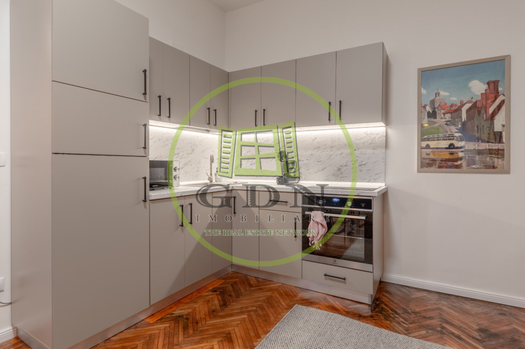 Casa ultra-centrala pe malul Crisului Repede in Oradea