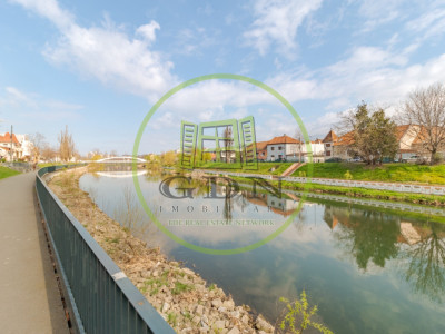 Casa ultra-centrala pe malul Crisului Repede in Oradea