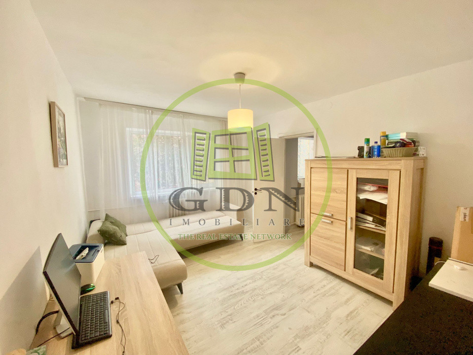 Apart. 2 camere,semidecomandat, et 1, mobilat, utilat, str. Galileo Galilei