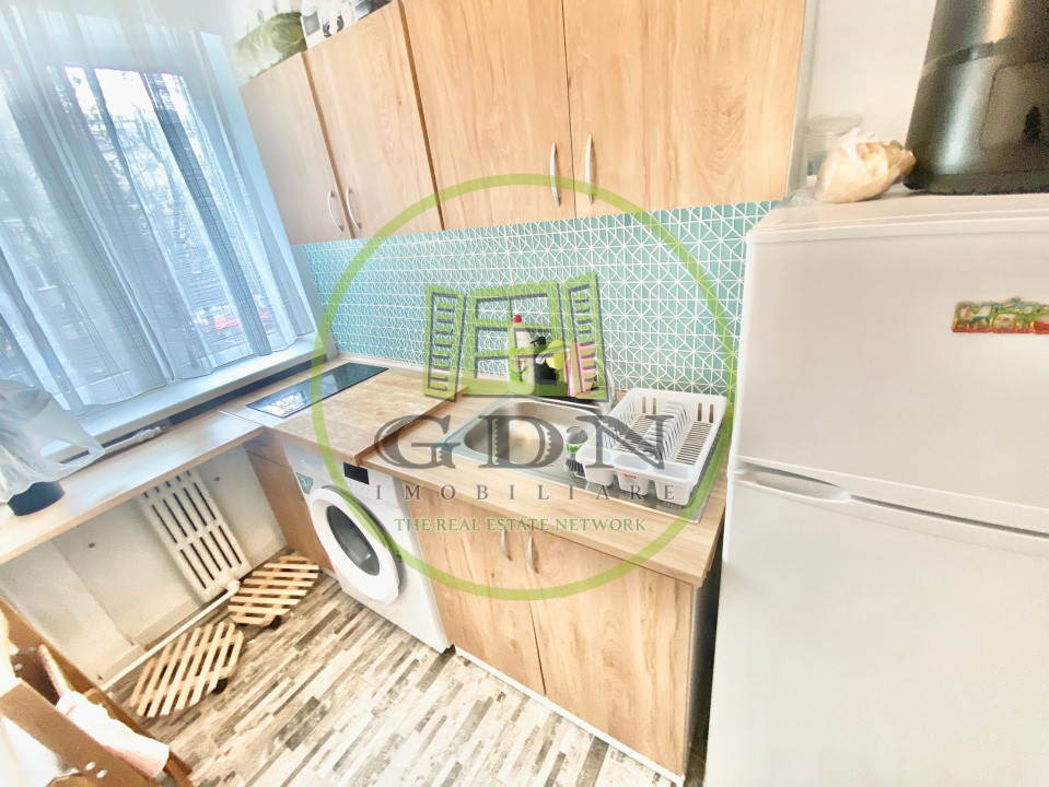 Apart. 2 camere,semidecomandat, et 1, mobilat, utilat, str. Galileo Galilei