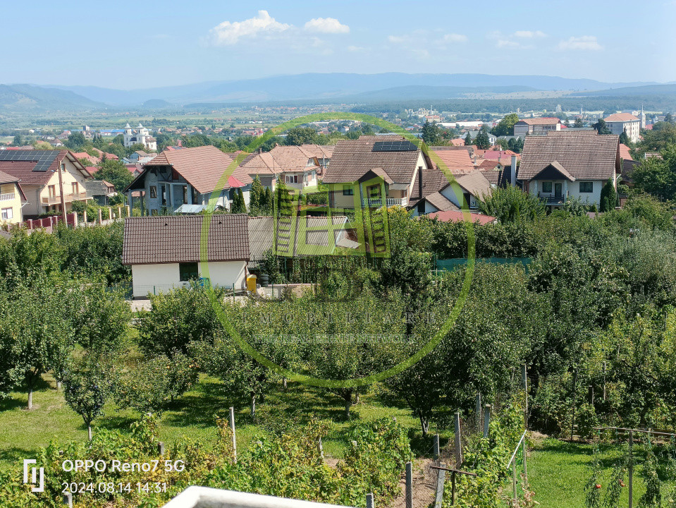 Casă -vilă de vânzare în Reghin