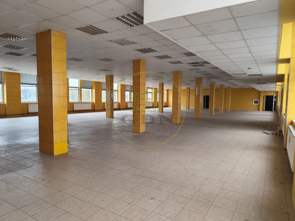 Hale 500–1.000 mp în Terezian – acces camion, lift industrial
