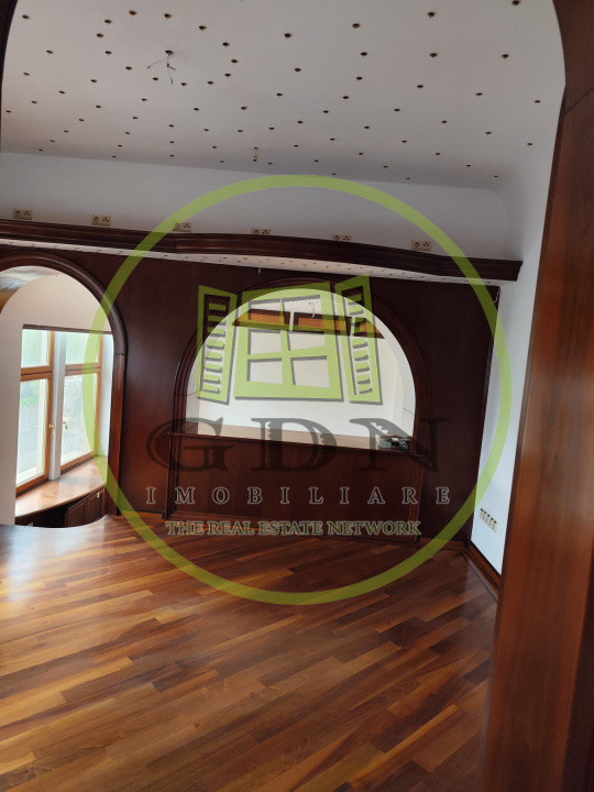 Birou Premium 220 mp – 3 încăperi, finisaje de lux – Etaj 2, malul Cibinului