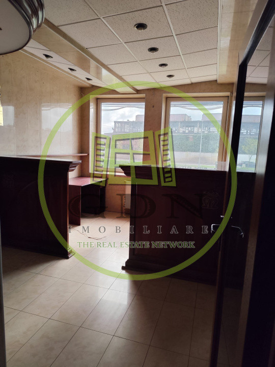 Birou Premium 220 mp – 3 încăperi, finisaje de lux – Etaj 2, malul Cibinului