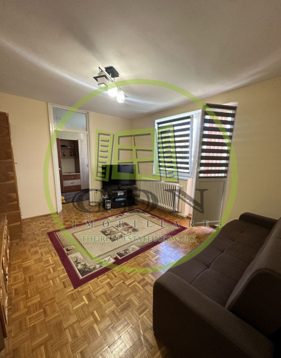 Apartament de inchiriat cu doua camere, zona Cedonia.