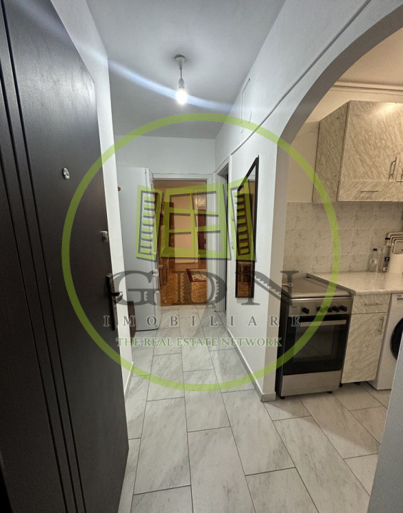 Apartament de inchiriat cu doua camere, zona Cedonia.
