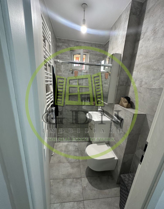 Apartament de inchiriat cu doua camere, zona Cedonia.