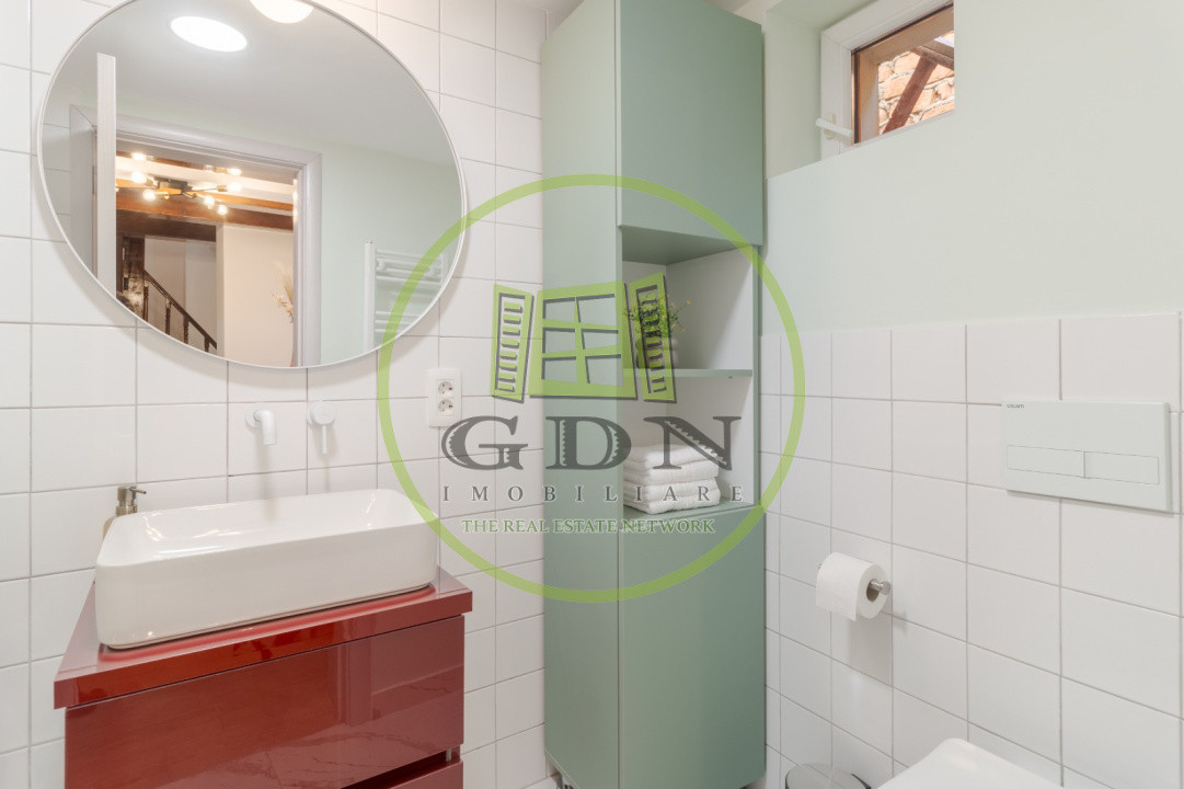 Casa ultra-centrala langa Teatrul de Stat din Oradea