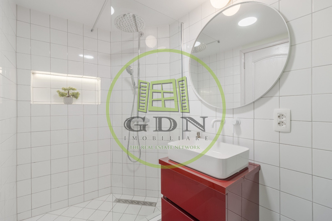 Casa ultra-centrala langa Teatrul de Stat din Oradea