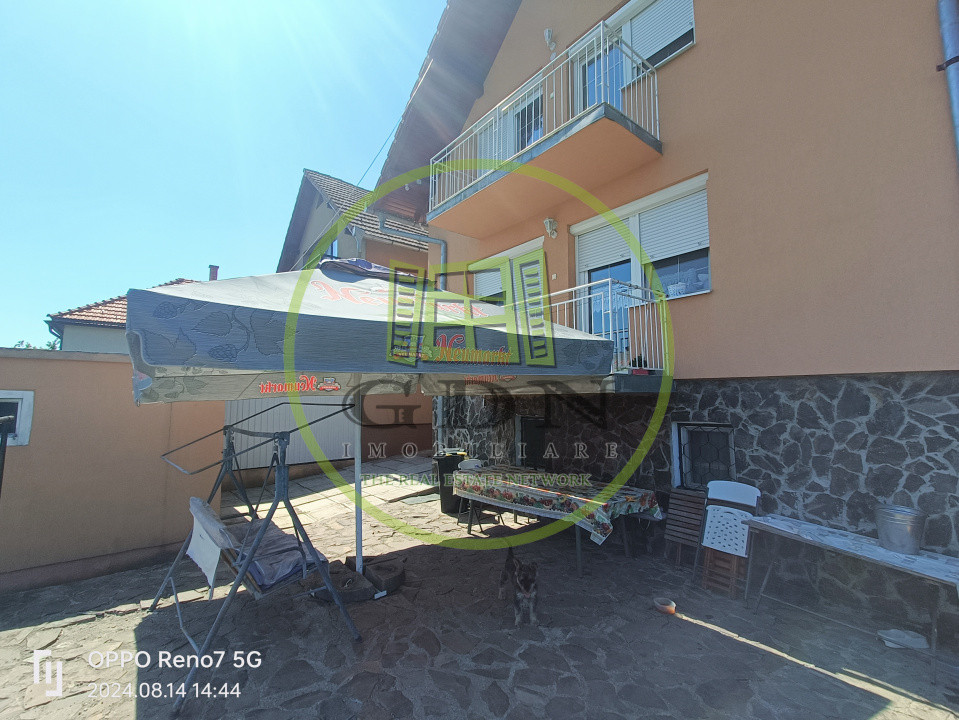 Casă de vânzare Reghin zona semicentrală.