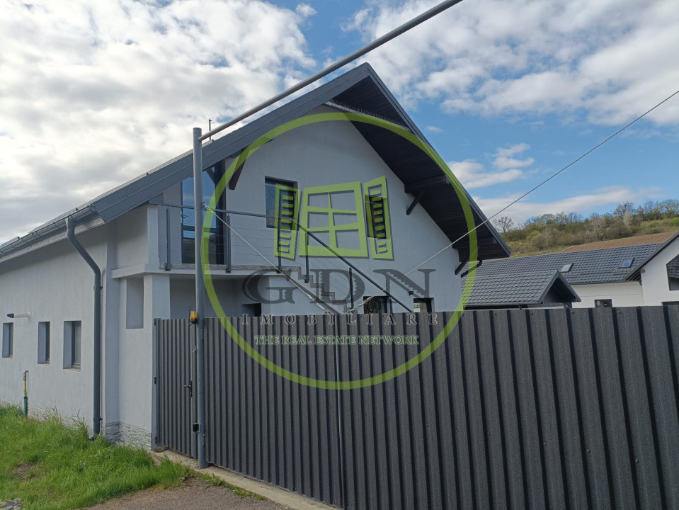 Spatiu comercial de închiriat / hală depozitare / producție 