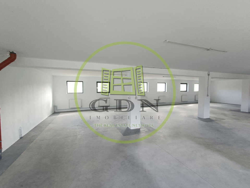 Spatiu comercial de închiriat / hală depozitare / producție 