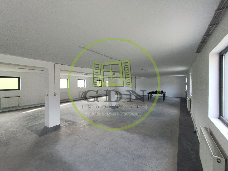 Spatiu comercial de închiriat / hală depozitare / producție 
